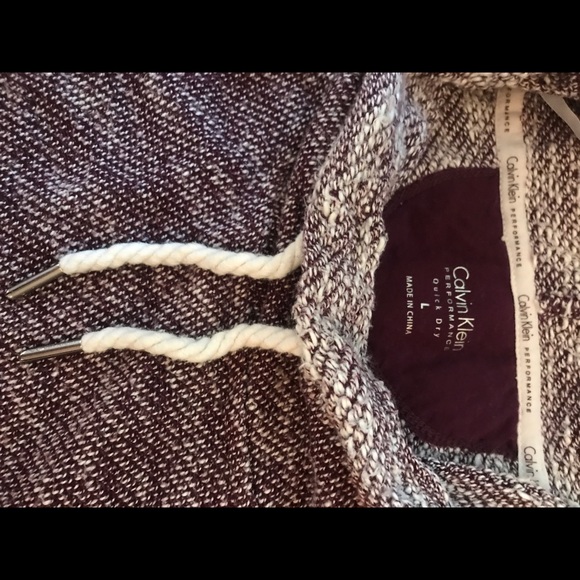 Women’s Calvin Klein slouchy performance hoodie - Picture 4 of 4